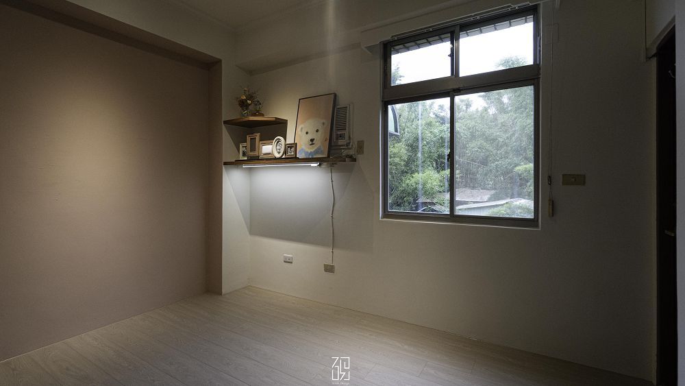 屋主開箱 5坪老舊房間輕裝修大改造-照片標題